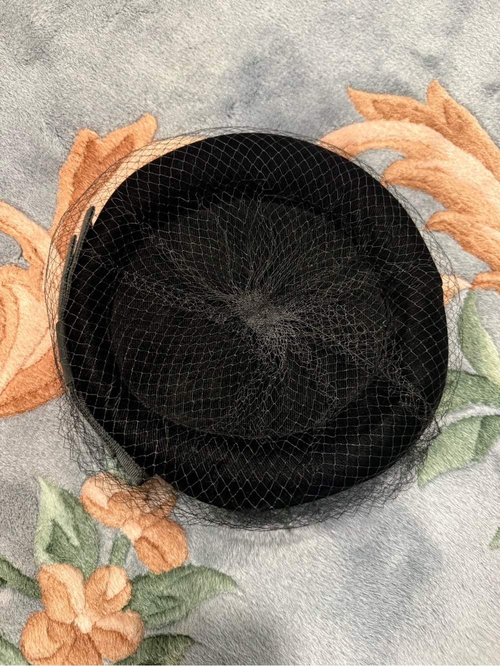Vintage Union Made Fascinator Hat - Picture 4 of 6